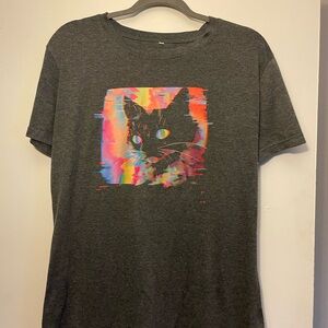 Gray Cat Graphic T-Shirt